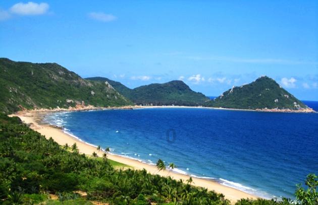 内蒙古：冬季旅游新体验 冷极村里迎新春